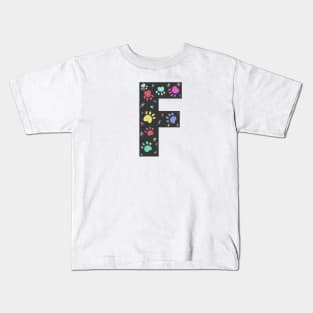 F letter with colorful paw print Kids T-Shirt